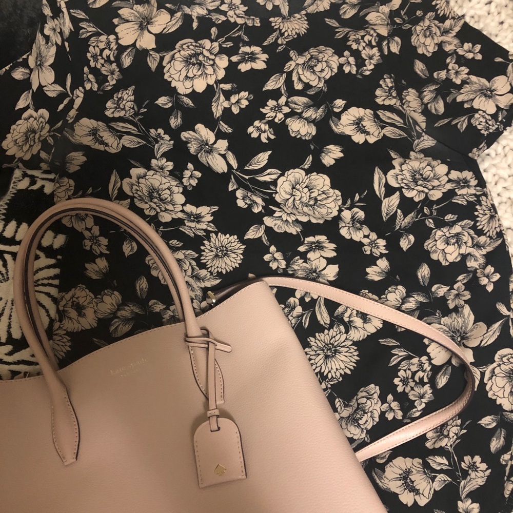 Forever 21 Floral Pastel Top 💕✨